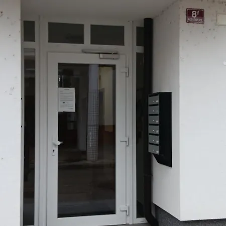 公寓 Apartma Rimljanka